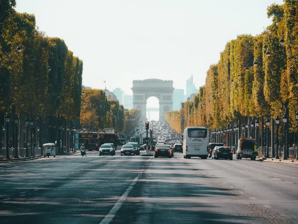 岩崎鉦吾　油彩　エトワール凱旋門 Arc de Triomphe Paris 凱旋門｜パリ観光地｜パリ観光サイト「パリラマ Paris-rama」
